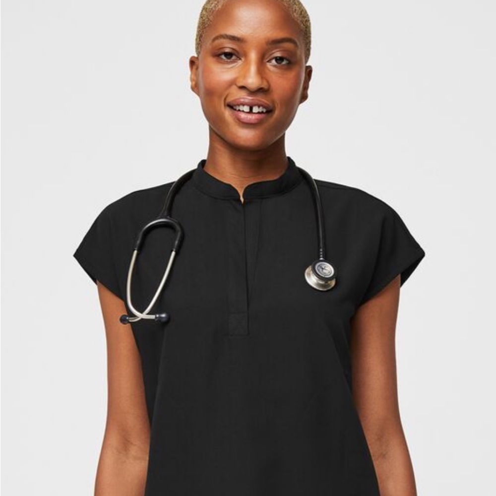 FIGS Rafaela Oversized Scrub Top